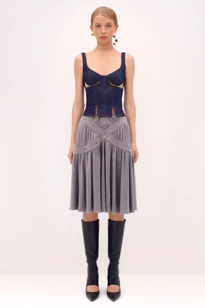 Look 10